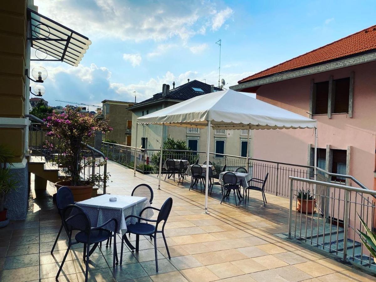 Hotel Ines Varazze Bagian luar foto